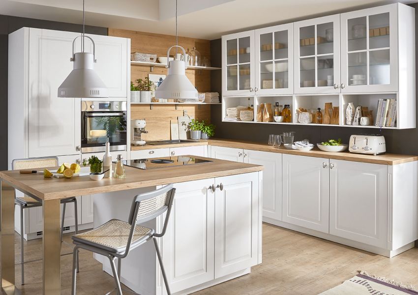 Küche mit Kochinsel